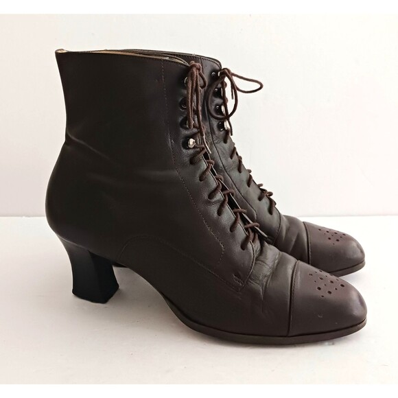 LOFT Brown Leather Lace Up Victorian Ankle Boot Cap Toe Curved Heel 7M - Picture 15 of 15